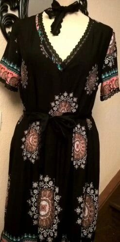 Robe Longue,en Tissu Imprimé,vêtements Femme,vêtements Fille,cadeau Femme,cadeau Fille,robe Fille,fait Main