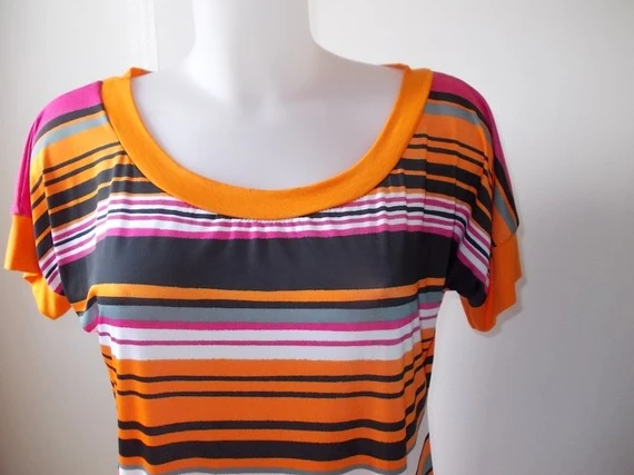 Robe Tunique Couleurs D'étè En Jersey Multicolore Longueur 86 C Taille 42/44.. 2 Robe Tunique Couleurs D'étè En Jersey Multicolore Longueur 86 C Taille 42/44.. – Image 2