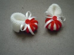 Ensemble Robe Et Chaussons Taille 3 Mois Fait Main -Éclat Boutique product 5cee35ef7713e 5