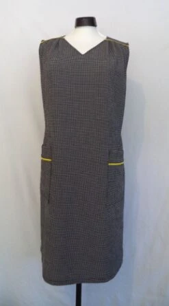 Robe Femme, Sans Manches,carreaux Noirs Et Blancs, Plis D'aisance Sous Empiècement, Poches Plaquées. -Éclat Boutique product 5cefe58919806 3