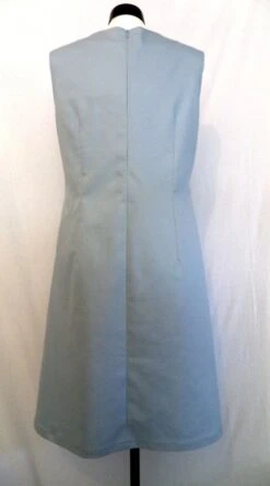 Robe Femme , Forme évasée, Semi-ajustée, Encolure Asymétrique, 2 Grandes Poches Plaquées. 6 Robe Femme , Forme évasée, Semi-ajustée, Encolure Asymétrique, 2 Grandes Poches Plaquées. -Éclat Boutique product 5cf00cc42f396 3