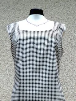 Robe Femme , Forme évasée, Robe Semi-ajustée, Coloris Noir Et Blanc .