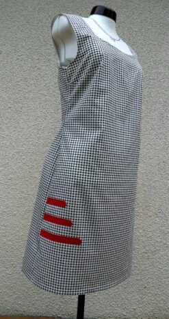 Robe Femme , Forme évasée, Robe Semi-ajustée, Coloris Noir Et Blanc . -Éclat Boutique product 5cf18e045ab2f 4