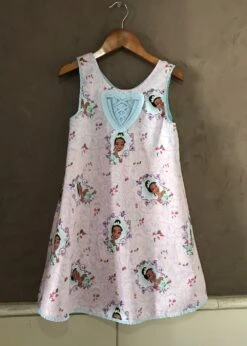 Robe Chasuble Trapèze Boutonnage Dos, Motif Princesse - 6 Ans