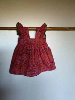 Ensemble Robe Rose à Ramages, Culotte Bouffante Et Chapeau, Cadeau Naissance 6-9 Mois