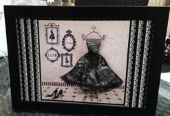 Collection Cadre La Petite Robe Noire Sur Carton Plume -Éclat Boutique product 5e5b81cc29865 4