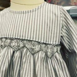 Robe à Smocks Rayée -Éclat Boutique product 6013c4cda83e2 3