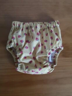 Ensemble Robe Jaune Motif Fraises Et Culotte Bouffante, Cadeau Naissance 6 -9 Mois 7 Ensemble Robe Jaune Motif Fraises Et Culotte Bouffante, Cadeau Naissance 6 -9 Mois -Éclat Boutique product 6058dbd653639 4