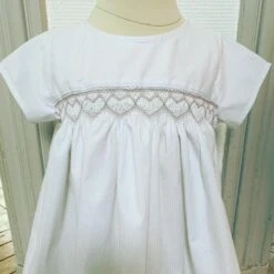Robe à Smocks Blanche -Éclat Boutique product 606c428dc1fcf 4