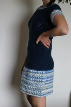 Robe Crochet Degradé De Bleus Manches Courtes -Éclat Boutique product 60cf16deac584 3