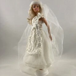 Vêtements Pour Poupée Barbie - "robe De Mariée Romantique" -Éclat Boutique product 620aa28c5257a 3