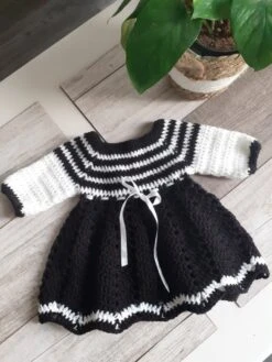 Robe Bebe Noire Et Blanche Crochetée Main -Éclat Boutique product 6238acb13b1e9 5