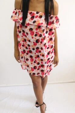 Haut Long, Robe, Blouse, Top, Tunique Motifs Bulles Encolure Bardot, épaules Dénudées Avec Un Volant, Plage