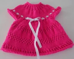 Robe Rose Bébé Tricotée Main , Taille 3 / 6 Mois. -Éclat Boutique product 628b5223b6986 8