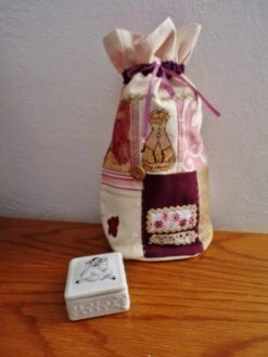 Pochon Patchwork "robe Beige"