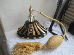 Vaporisateur " Ma Petite Robe Noire " Création - Au Grenier Cosy-