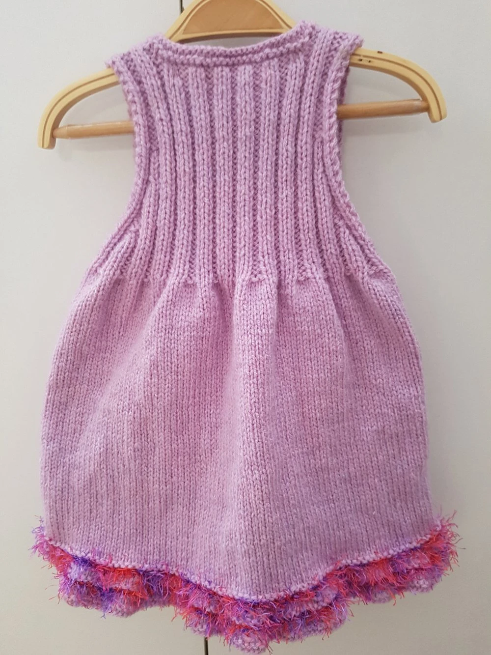 Robe Rose Sans Manche Pour Bébé Et Fille, Au Tricot, Fait à La Main, Plusieurs Tailles 4 Robe Rose Sans Manche Pour Bébé Et Fille, Au Tricot, Fait à La Main, Plusieurs Tailles – Image 4