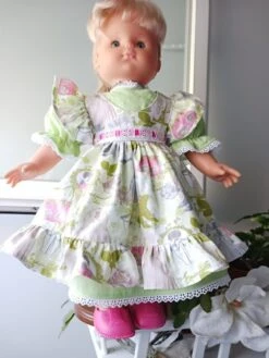 Robe Poupée 45/50 Cm Corps Souple Robe Et Tablier Vert Anis Coton Fait Main -Éclat Boutique product 64d639fcb1857 3