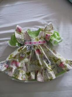 Robe Poupée 45/50 Cm Corps Souple Robe Et Tablier Vert Anis Coton Fait Main -Éclat Boutique product 64d639fcb1857 5